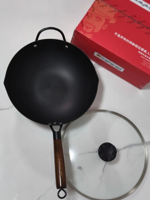 金策略 【Prefered极窒纯铁炒锅】99元1个！高含铁量，碳氮共渗，耐刮耐蹭更抗锈！